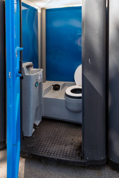 Portable Toilet Options We Offer in Yaphank, NY