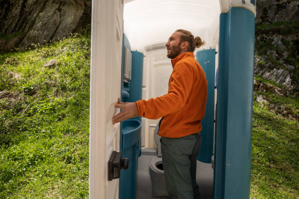 Best Luxury portable toilet rental  in Yaphank, NY